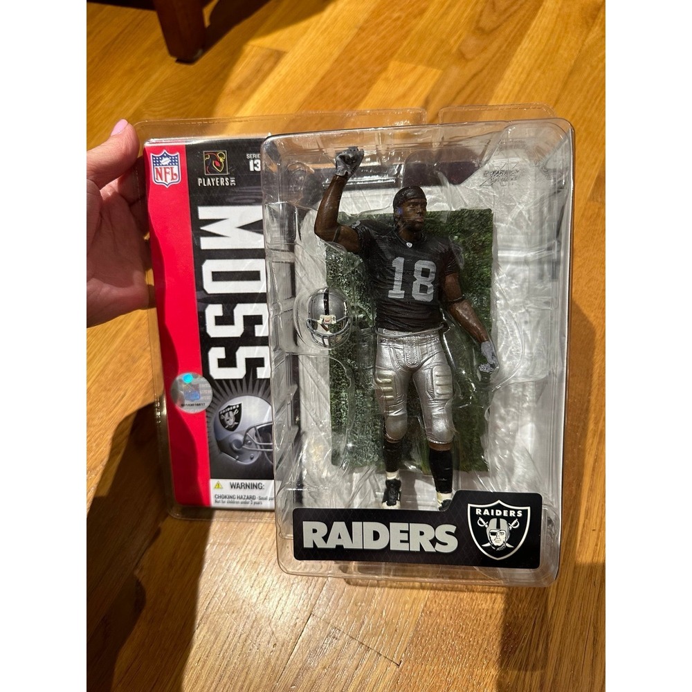 Raiders Randy Moss Action Figure NIB